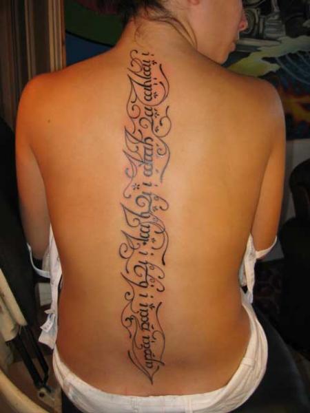 http://fagisil.vip-blog.com/medias/1006/fagisil-vip-blog-com-953164tatoo-elfique1.jpg